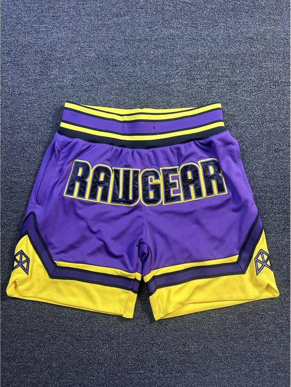 Raw Gear Men’s Sz Small Lakers Purple Yellow Workout